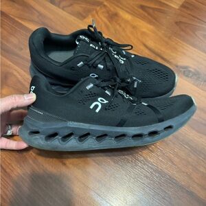 On Running Black and Gray Athletic Shoes 8.5